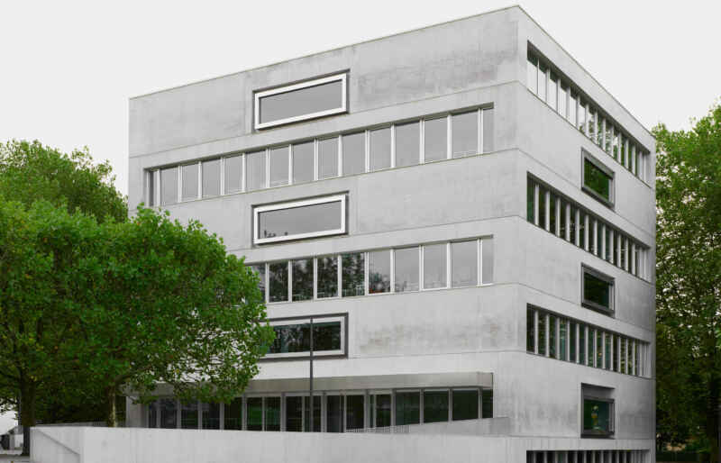 Sekundarschulhaus Chliriet, Oberglatt